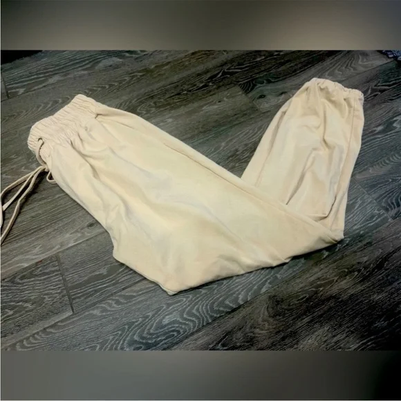 Joggers‎ - Picture 2 of 9